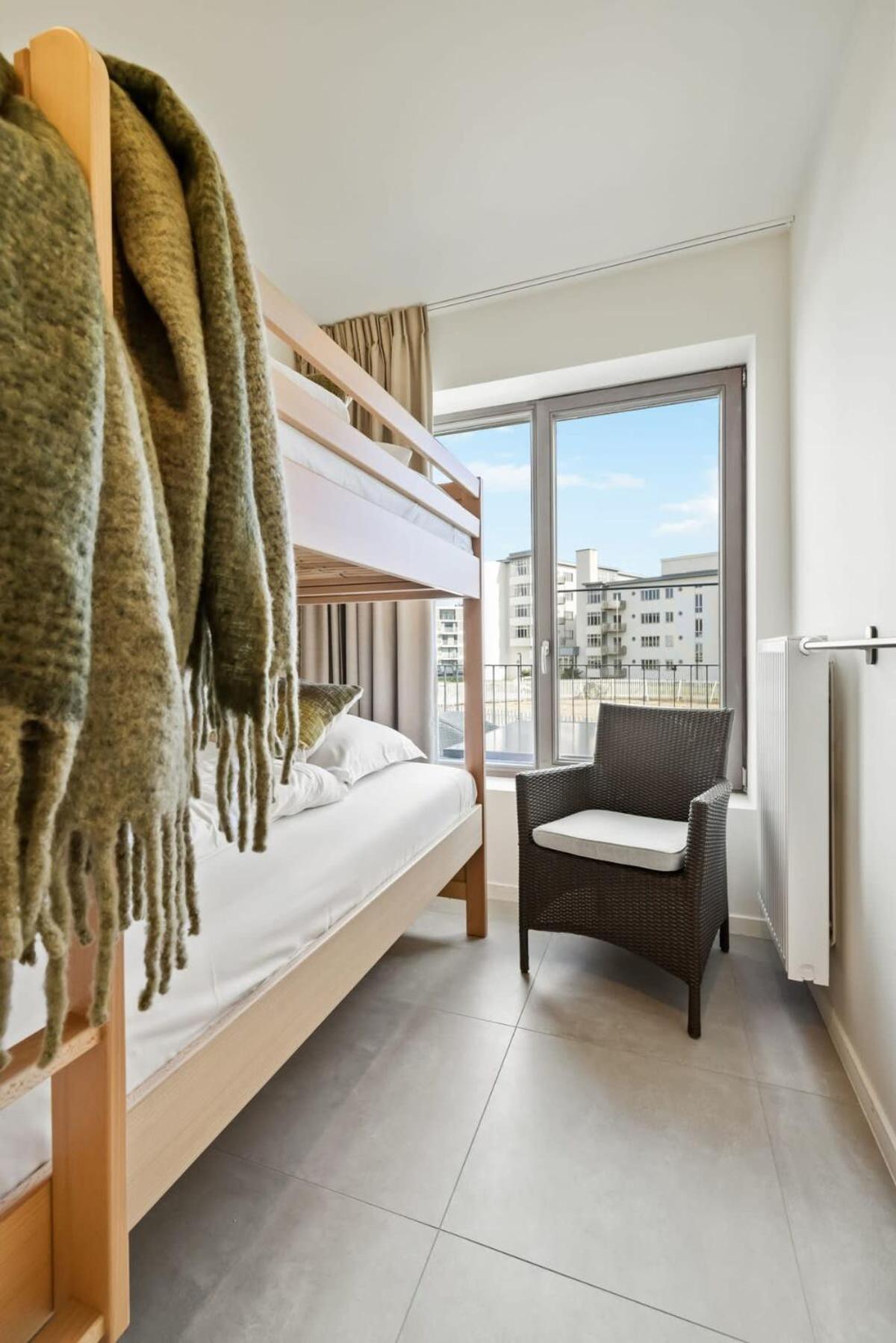 Huswell - Apartment With Natural Swimming Pool Middelkerke Luaran gambar