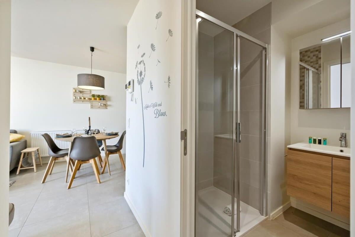 Huswell - Apartment With Natural Swimming Pool Middelkerke Luaran gambar